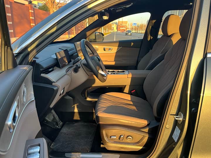 Chery Fulwin T8 2025 2025款 1.5T 130km 尊享版 5座