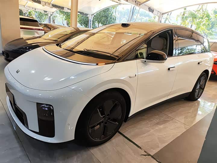 LiXiang i8 2025 2025款 标准版