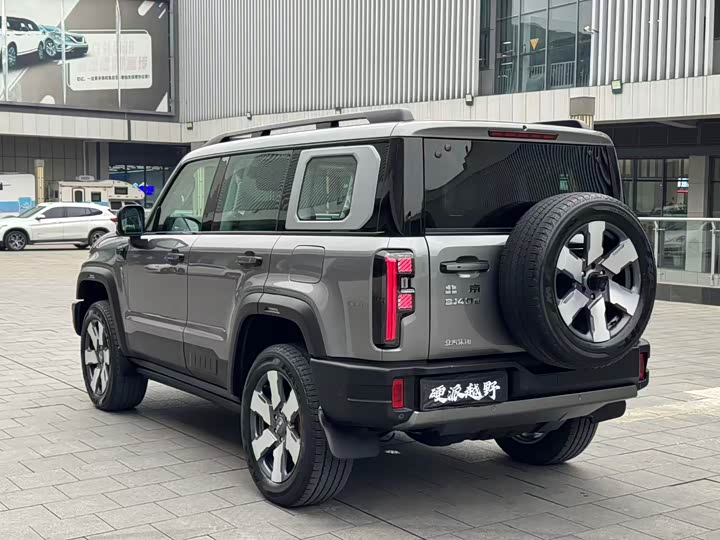BAIC Beijing BJ40 Hybrid 2025 2025款 进阶版