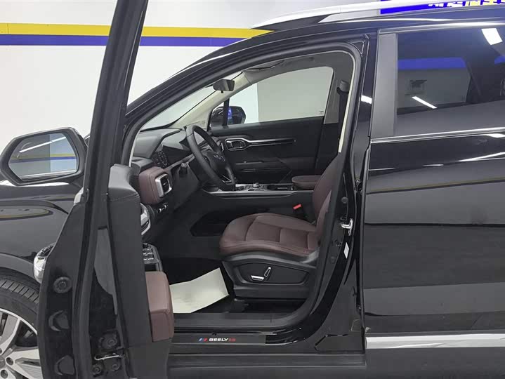 Geely Okavango 2022 2022款 1.8TD DCT旗舰型 7座