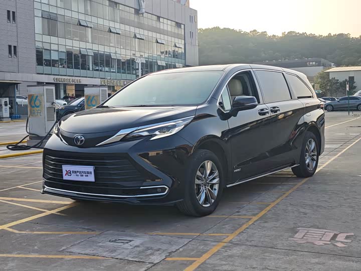 Toyota Sienna 2024 2024款 2.5L混动 舒适版