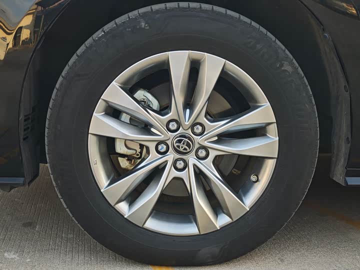 Toyota Sienna 2024 2024款 2.5L混动 舒适版