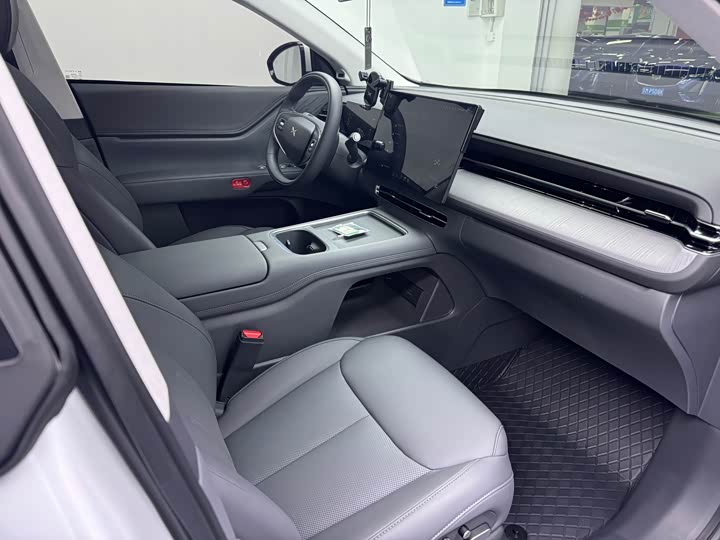 XPeng G6 2025 2025款 725 超长续航 Max 旗舰版