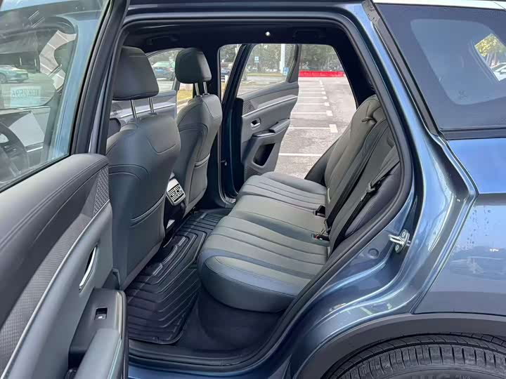 BYD Song Pro Hybrid 2025 2025款 第二代 智驾版 DM-i 75KM超越型