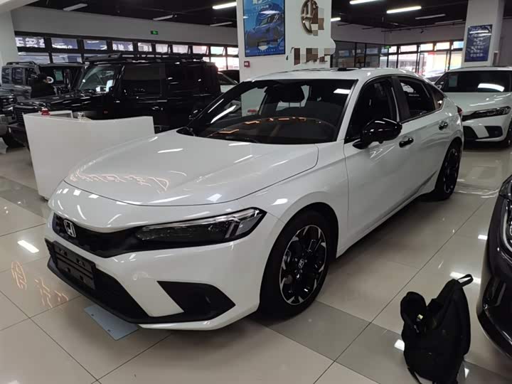 Honda Civic 2023 2023款 HATCHBACK 240TURBO CVT极锐版