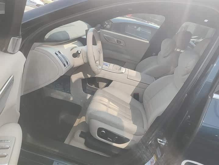 Changan Deepal S09 2025 2025款 四驱Ultra+ 高定版