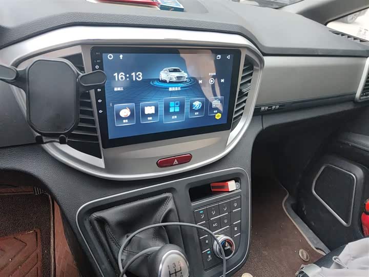 JAC Refine M4 2021 2021款 2.0L 手动舒适版