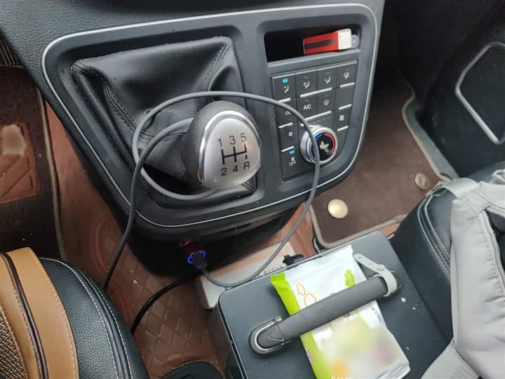 JAC Refine M4 2021 2021款 2.0L 手动舒适版