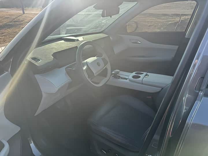 Changan UNI-Z Hybrid 2024 2024款 蓝鲸智电iDD 125km 卓越型