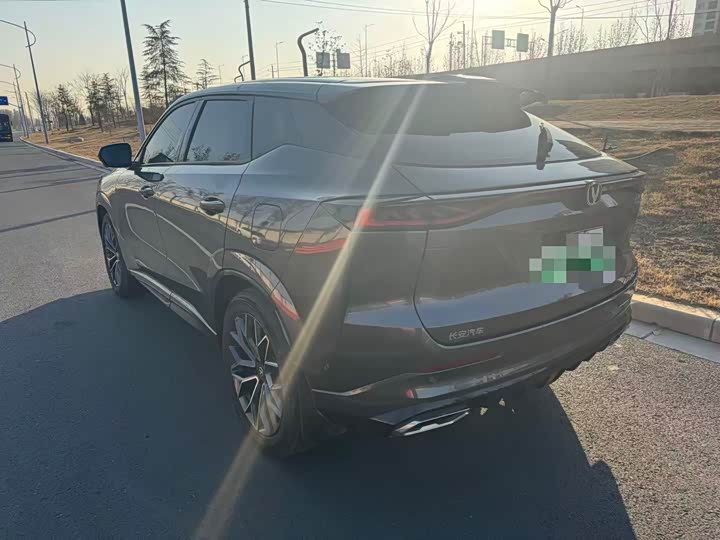 Changan UNI-Z Hybrid 2024 2024款 蓝鲸智电iDD 125km 卓越型