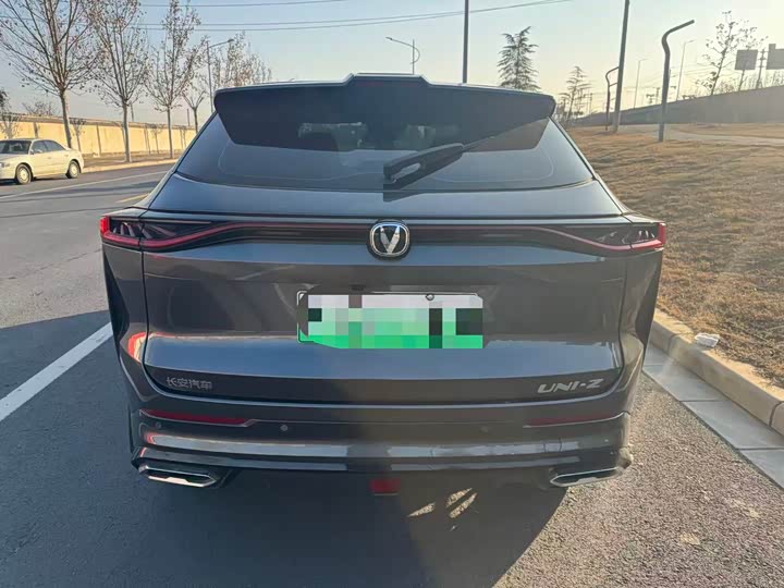 Changan UNI-Z Hybrid 2024 2024款 蓝鲸智电iDD 125km 卓越型