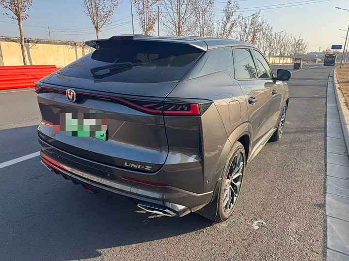 Changan UNI-Z Hybrid 2024 2024款 蓝鲸智电iDD 125km 卓越型