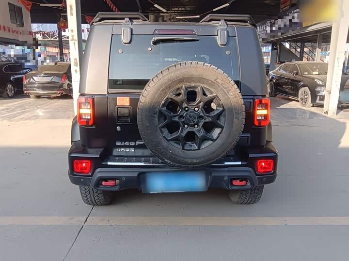 BAIC Beijing BJ40 2024 2024款 2.0D 刀锋英雄荣耀版