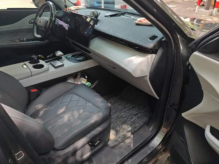 Changan UNI-Z Hybrid 2024 2024款 蓝鲸智电iDD 125km 卓越型