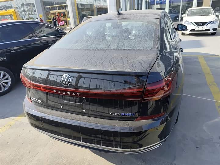 Volkswagen Passat Hybrid 2025 2025款 430PHEV 混动商务版