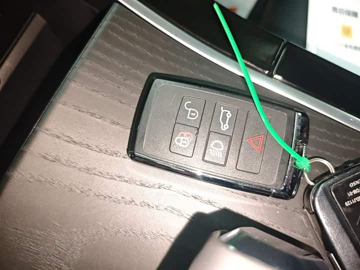 Land Rover Range Rover Evoque L 2024 2024款 揽胜极光L SE 驭光尊耀版