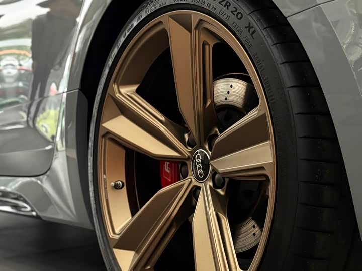 Audi RS 5 2023 2023款 RS 5 2.9T Sportback 暗金版