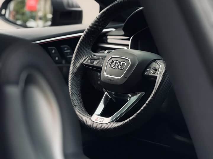 Audi RS 5 2023 2023款 RS 5 2.9T Sportback 暗金版