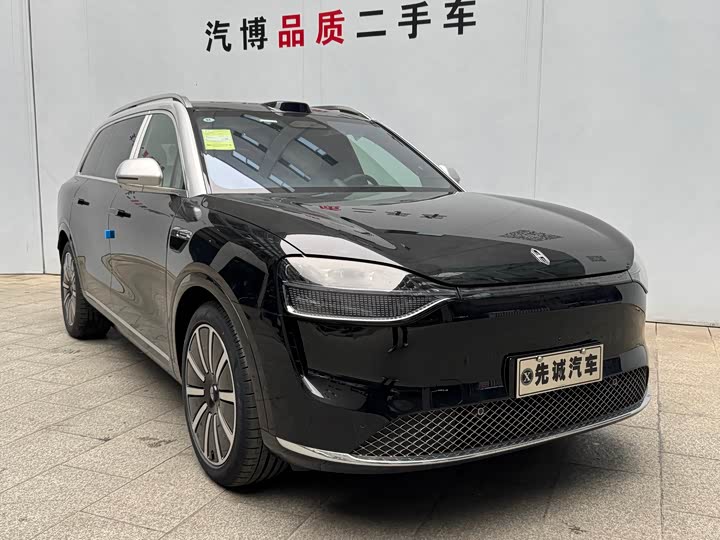 Aito M9 2025 2025款 纯电 Ultra版 100kWh 5座版
