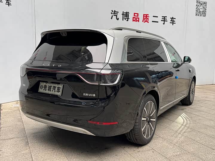 Aito M9 2025 2025款 纯电 Ultra版 100kWh 5座版
