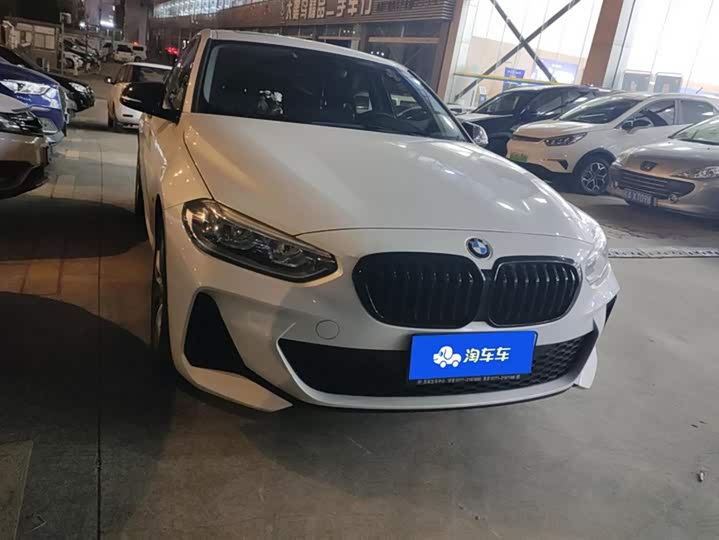 BMW 1 Series 2023 2023款 120i M运动曜夜版