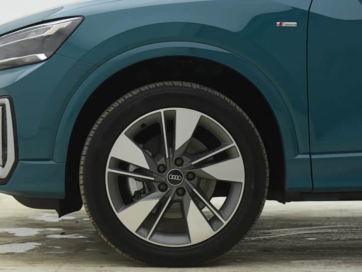 Audi Q2L 2025 2025款 35TFSI 时尚动感型