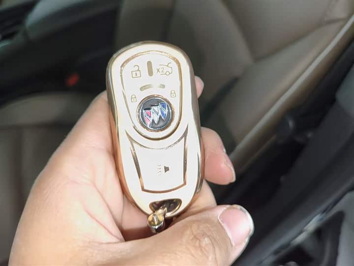 Buick Enclave 2022 2022款 652T 四驱尊享旗舰型 7座