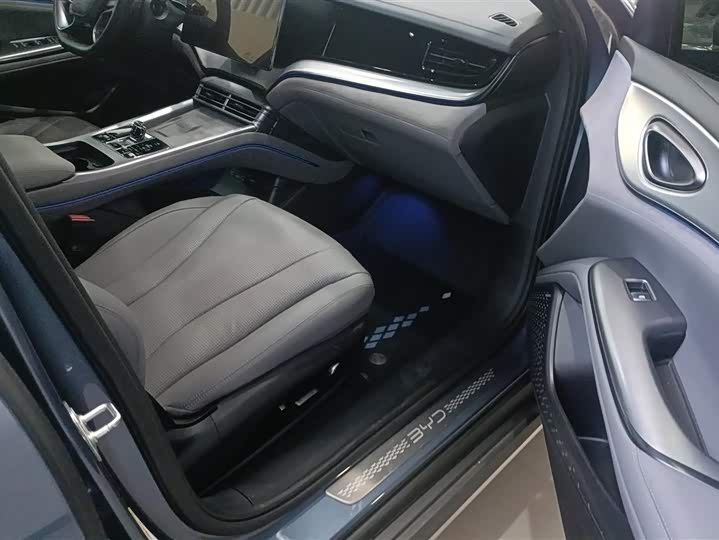 BYD Seal 07 DM-i Hybrid 2025 2025款 DM-i 1.5L 125km 尊贵型