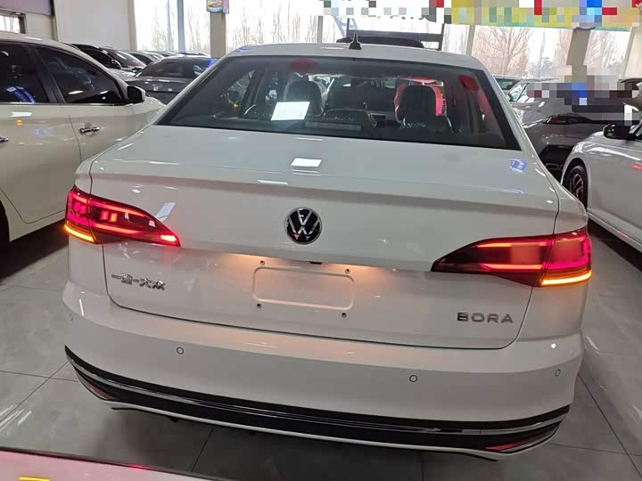 Volkswagen Bora 2025 2025款 改款 200TSI DSG悦行导航版