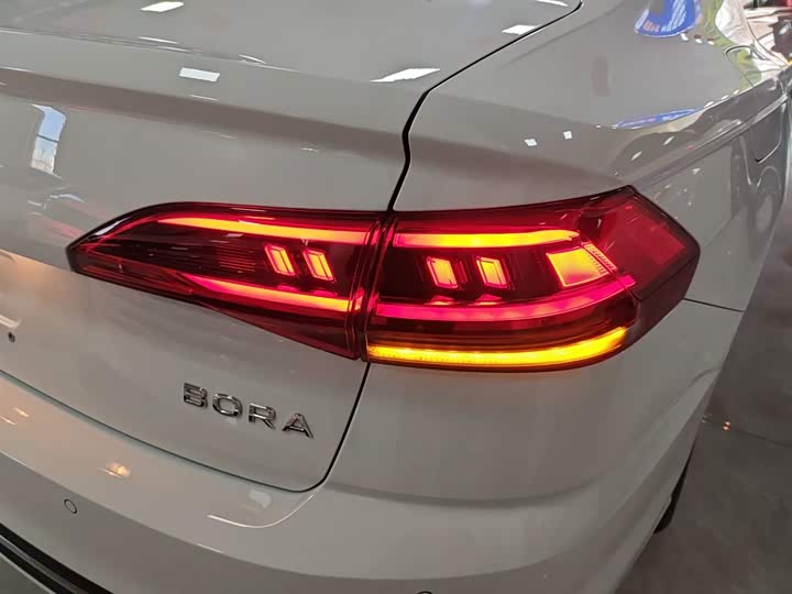 Volkswagen Bora 2025 2025款 改款 200TSI DSG悦行导航版