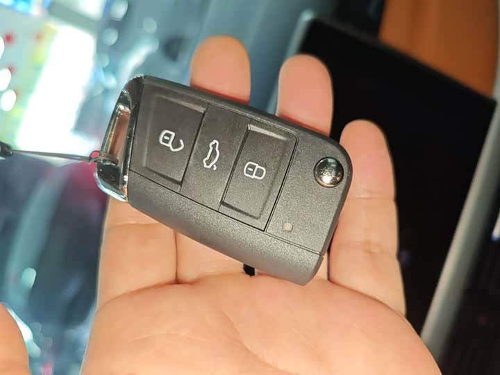 Volkswagen Bora 2025 2025款 改款 200TSI DSG悦行导航版