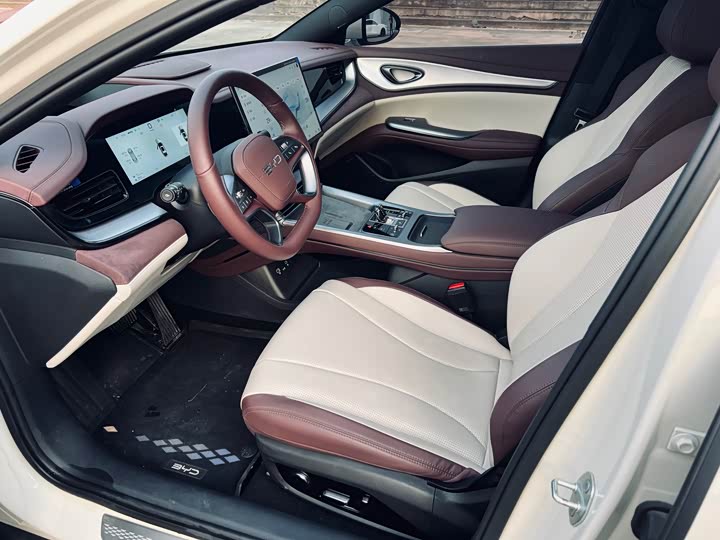 BYD Seal 07 DM-i Hybrid 2025 2025款 智驾版 DM-i 1.5L 125km 尊贵型