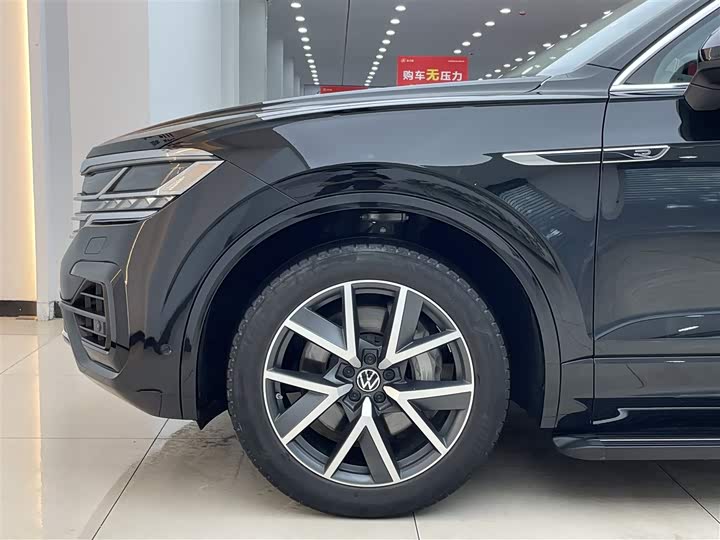 Volkswagen Touareg 2023 2023款 3.0TSI 锐享版 经典运动套装