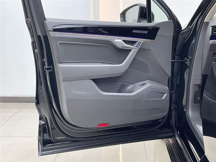 Volkswagen Touareg 2023 2023款 3.0TSI 锐享版 经典运动套装