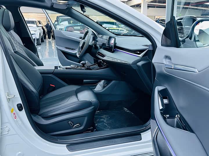 Changan Raeton Plus 2023 2023款 1.5T DCT旗舰型