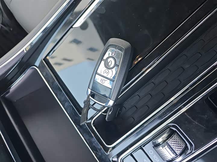 Lincoln Aviator 2024 2024款 3.0T V6 四驱高雅版 六座