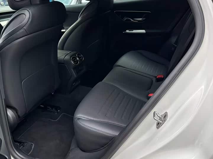 Mercedes-Benz GLC-Class Coupe 2024 2024款 GLC 260 4MATIC 轿跑SUV