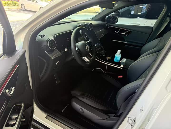 Mercedes-Benz GLC-Class Coupe 2024 2024款 GLC 260 4MATIC 轿跑SUV