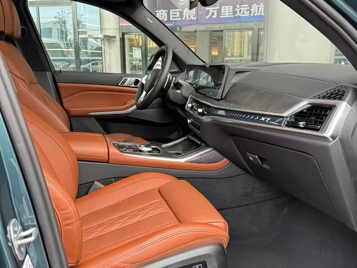 BMW X7 2023 2023款 xDrive40i 尊享型豪华套装