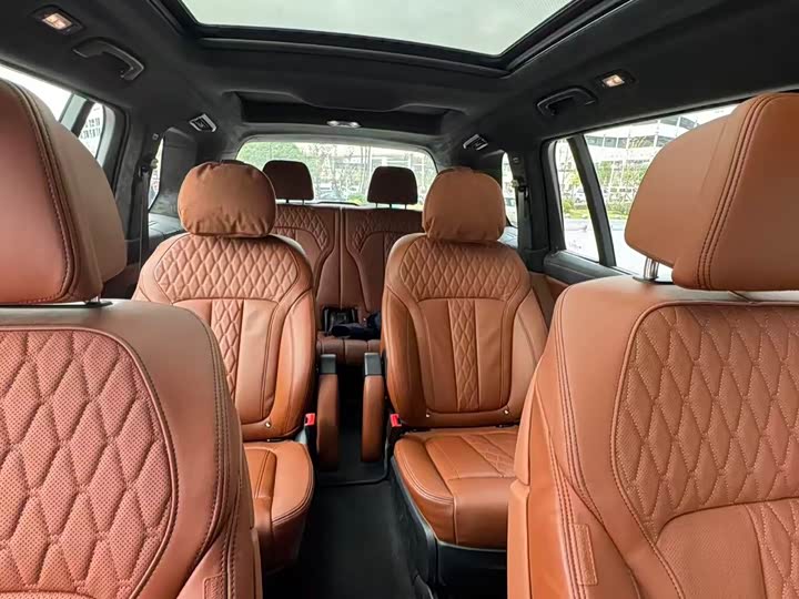 BMW X7 2023 2023款 xDrive40i 尊享型豪华套装