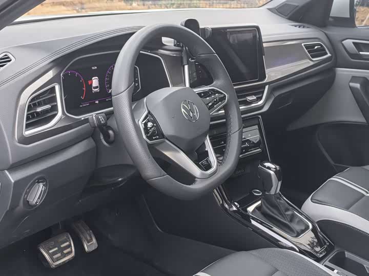 Volkswagen T-Roc 2024 2024款 300TSI DSG两驱辰光版