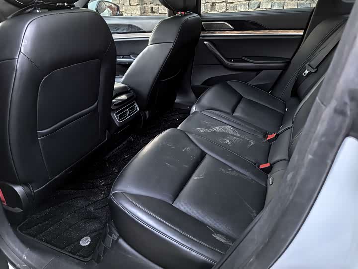 Hozon S 2022 2022款 增程版 1160km 后驱中版