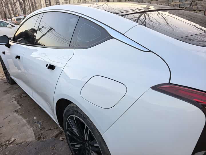 Hozon S 2022 2022款 增程版 1160km 后驱中版