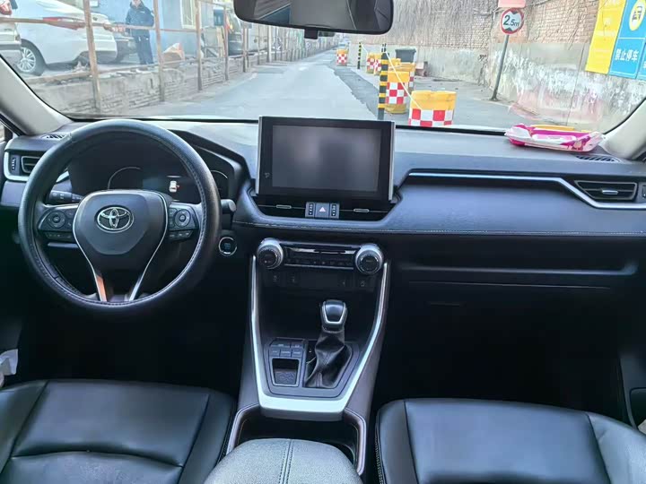 Toyota RAV4 2024 2024款 2.0L CVT两驱风尚版
