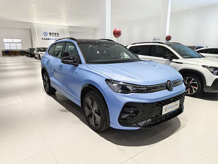 Volkswagen Tiguan L Pro 2025 2025款 PRO 380TSI 四驱 R-Line 智尊版