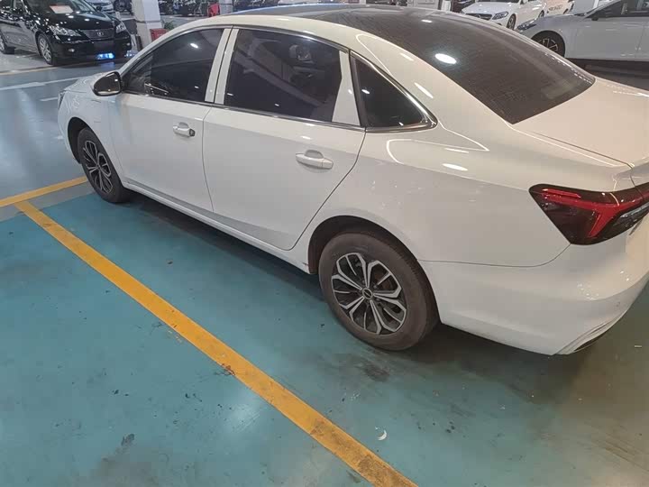 Roewe i6 Max EV 2023 2023款 EV 420天幕特别版