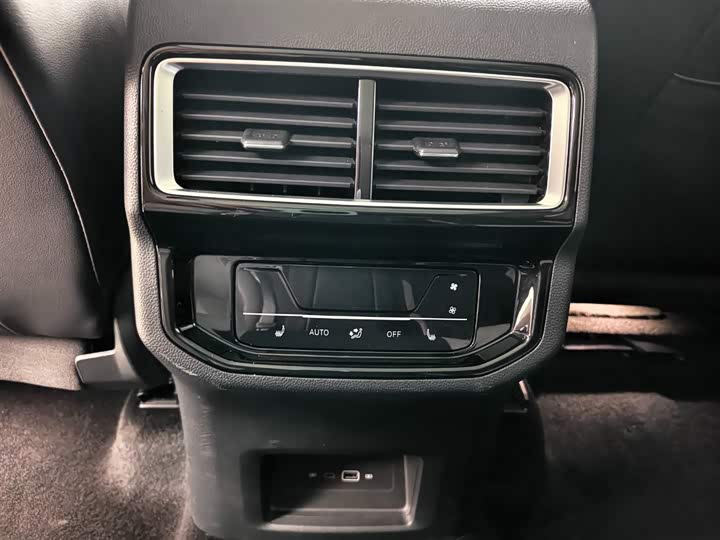 Volkswagen Teramont X 2024 2024款 途昂X 380TSI 四驱龙祥版