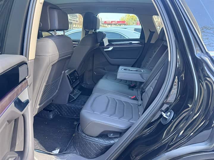 Volkswagen Touareg 2023 2023款 2.0TSI 锐尚版