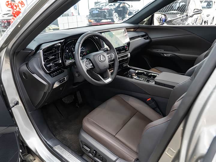 Lexus RX 2025 2025款 350h 四驱醇享版