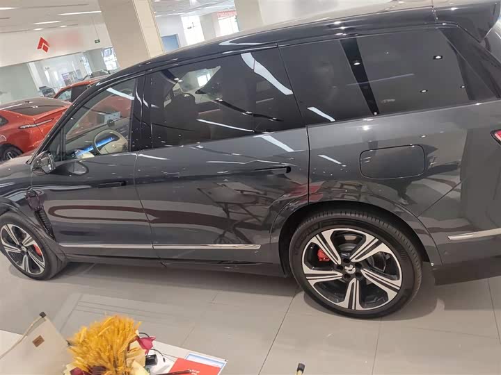 Nio ES8 2026 2026款 七座行政豪华版